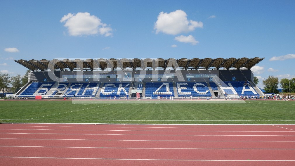 Брянские дороги к спортобъектам продолжают обновлять