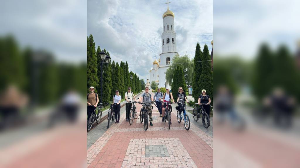 В областном центре Брянщины прошел велопробег «Брянский кафедральный собор – Партизанская поляна»