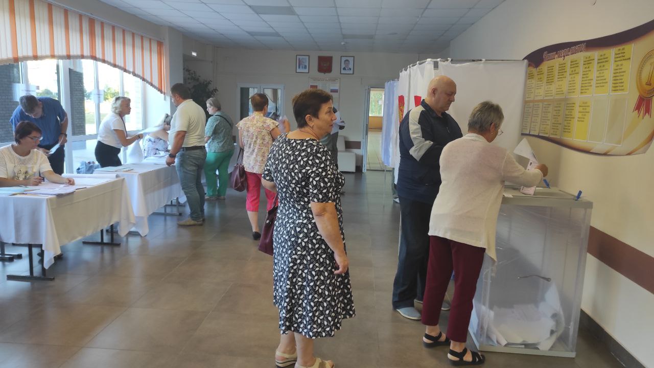 Трубчане активно участвуют в голосовании 