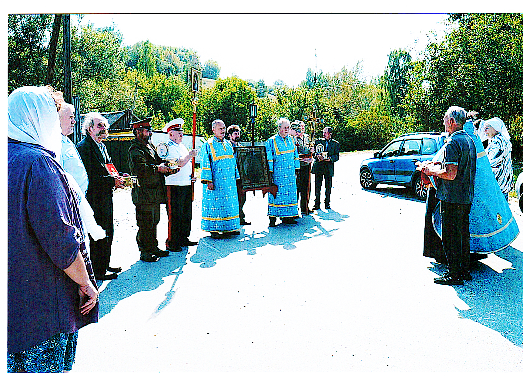 В Трубчевском районе прошел автомобильный Крестный ход