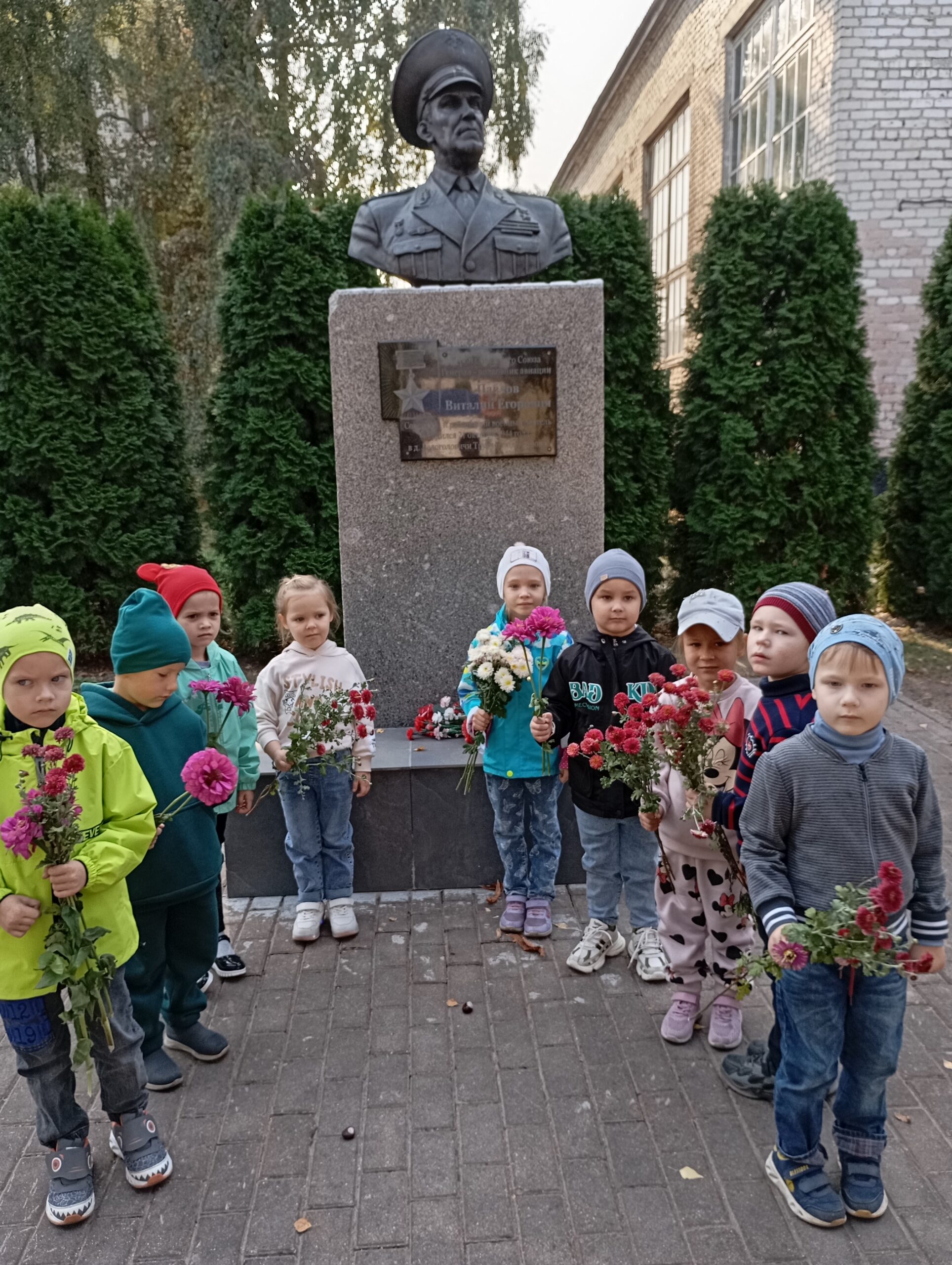 В трубчевском детском саду «Дельфин» проводят большую работу по нравственно-патриотическому воспитанию детей