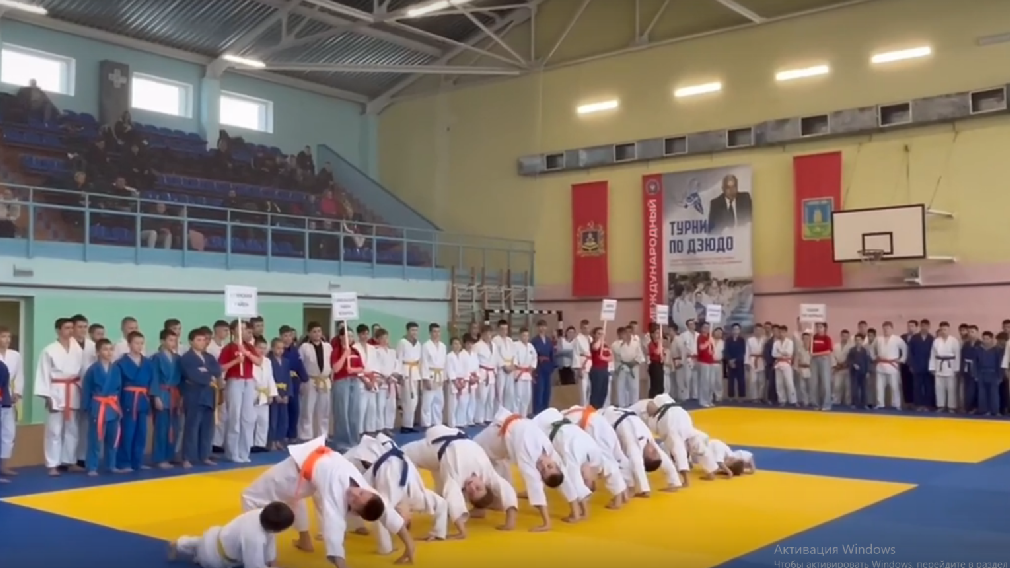 В Брянском районе начались соревнования XIII Международного турнира по дзюдо