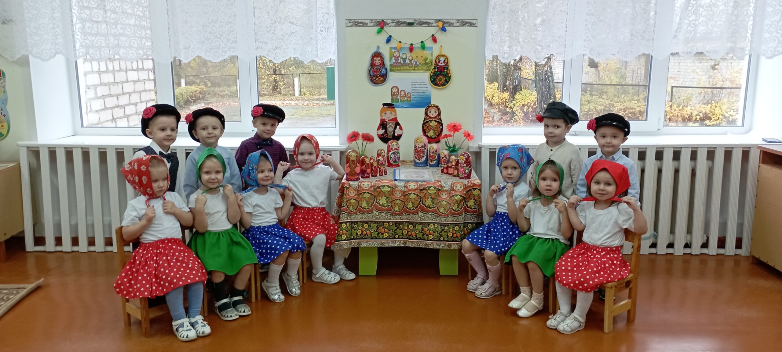 В трубчевском детсаду «Белочка» малышам рассказали о русской матрешке