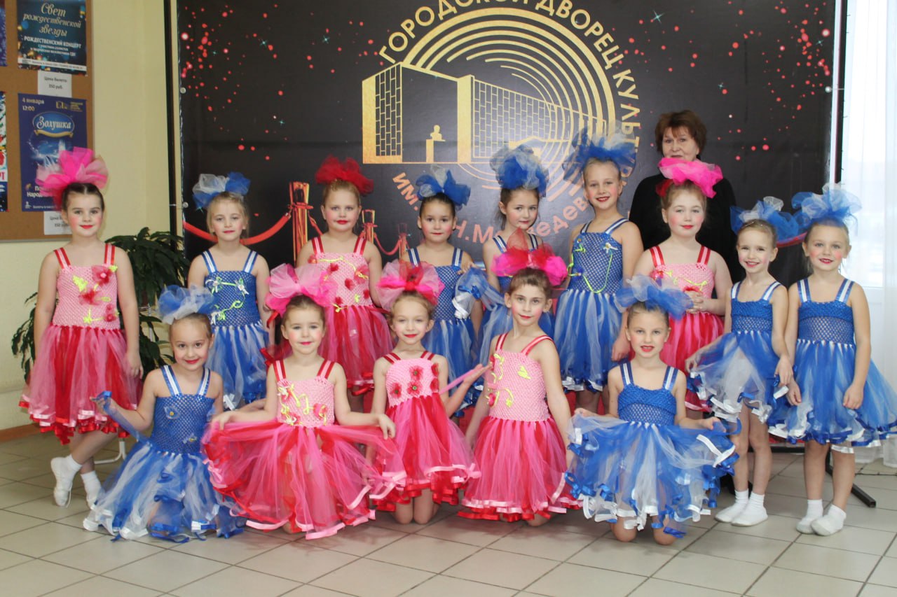 Трубчевские «Озорницы» приняли участие в Международном фестивале-конкурсе