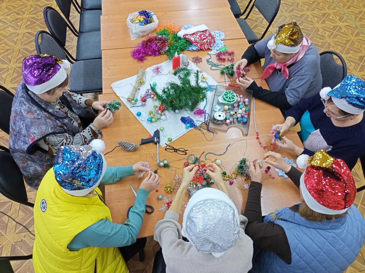 В Трубчевской библиотеке прошел новогодний мастер-класс