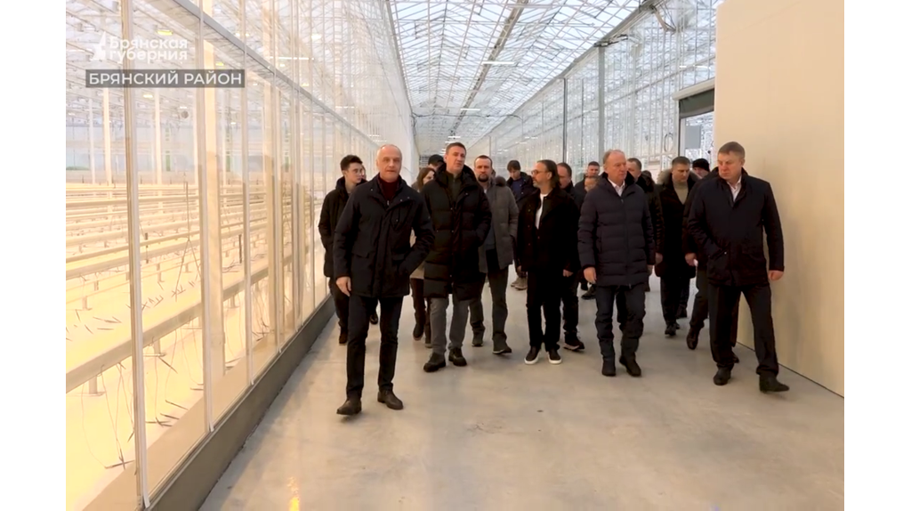 В селе Журиничи Брянского района готовят к запуску в работу новые теплицы