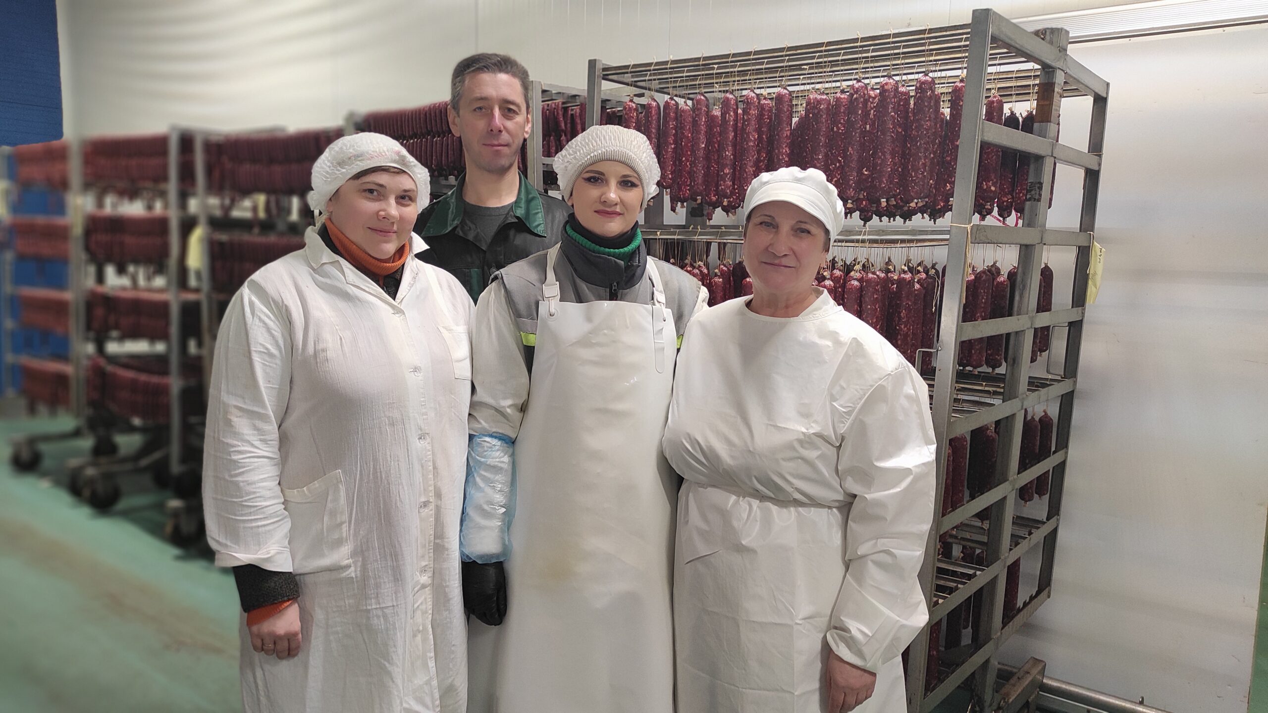 Мясо-колбасные картины трубчевского «Деснянского пищекомбината»