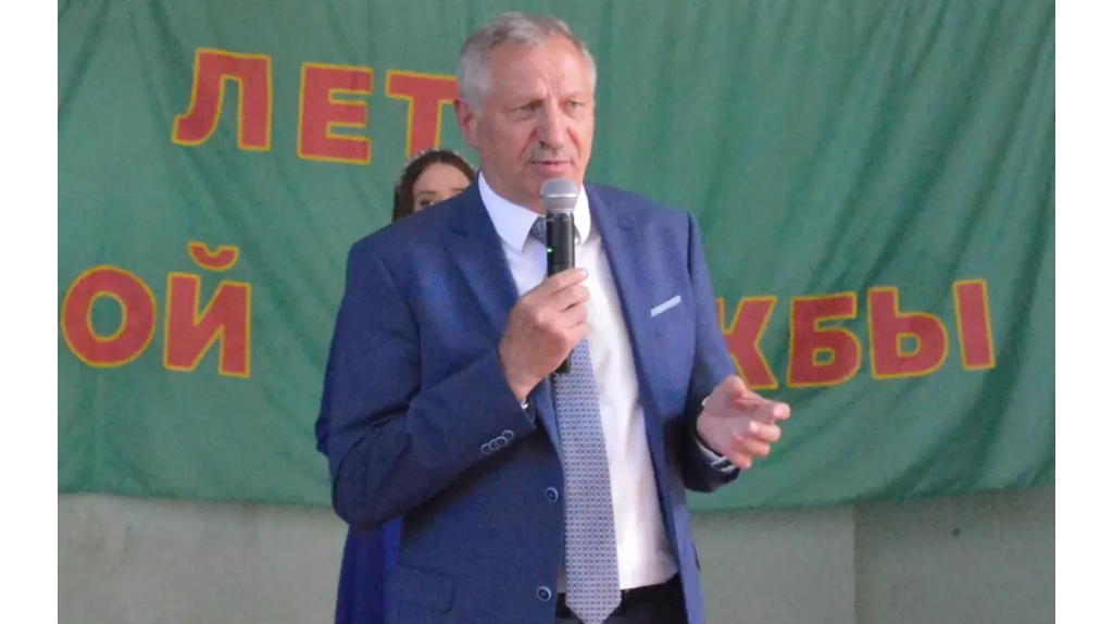 Глава Стародубского округа Брянской области Александр Подольный получил медаль «За отвагу на пожаре»