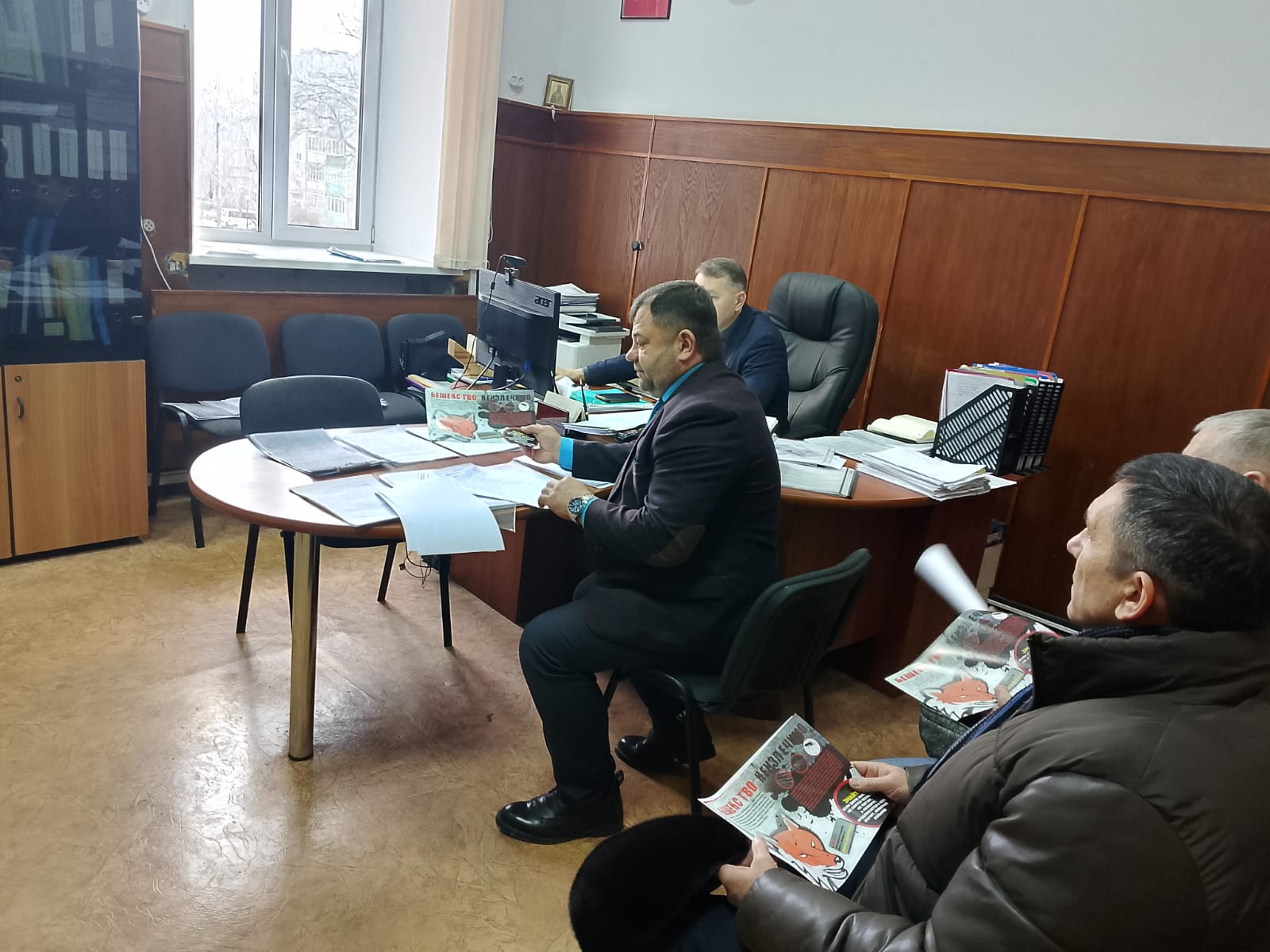 В Трубчевске прошло заседание комиссии о профилактике бешенства