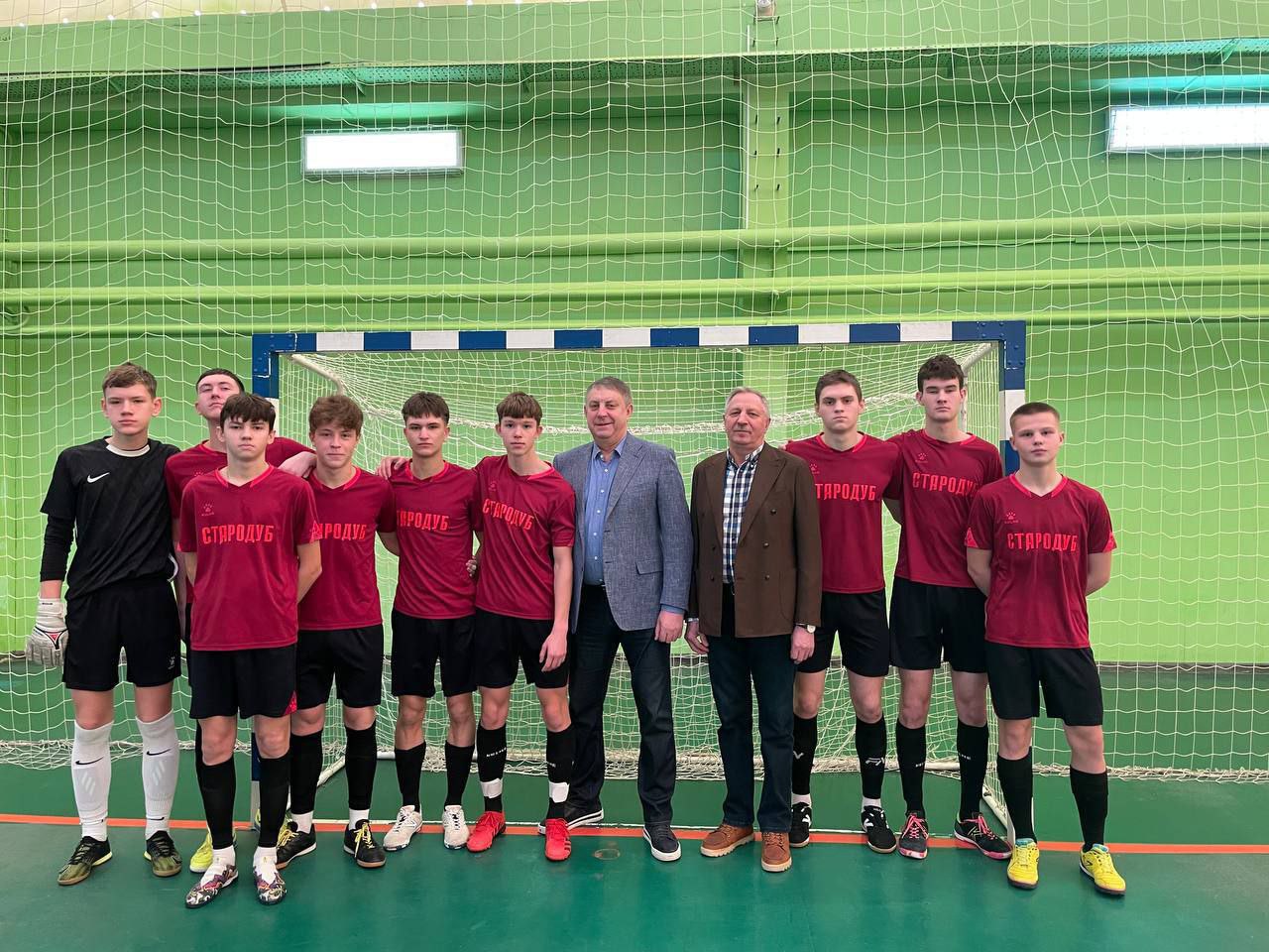 В брянском Стародубе открыли турнир по мини-футболу,