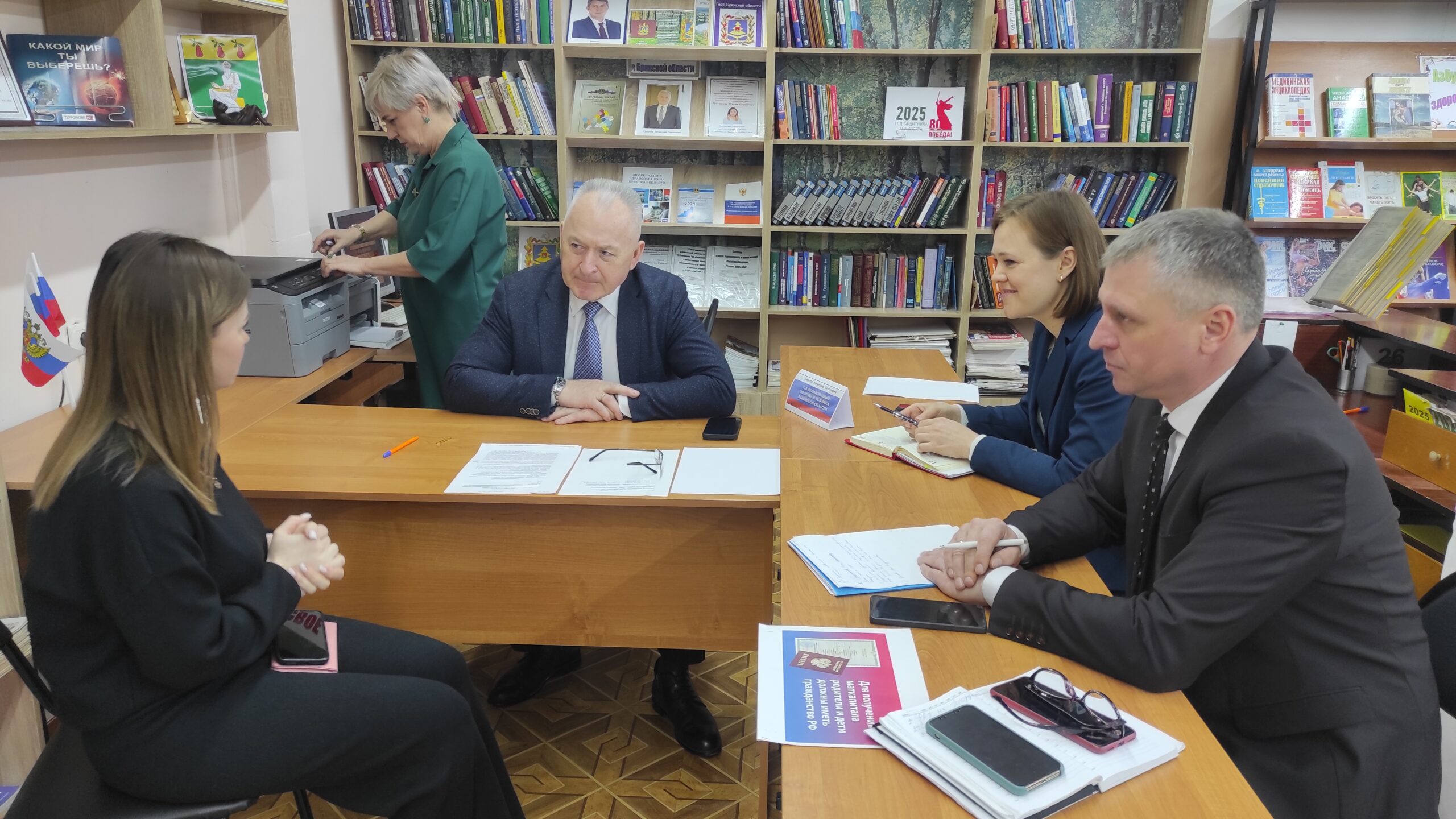 В Трубчевске личный прием граждан провел уполномоченный по правам человека в  Брянской области Вячеслав Тулупов