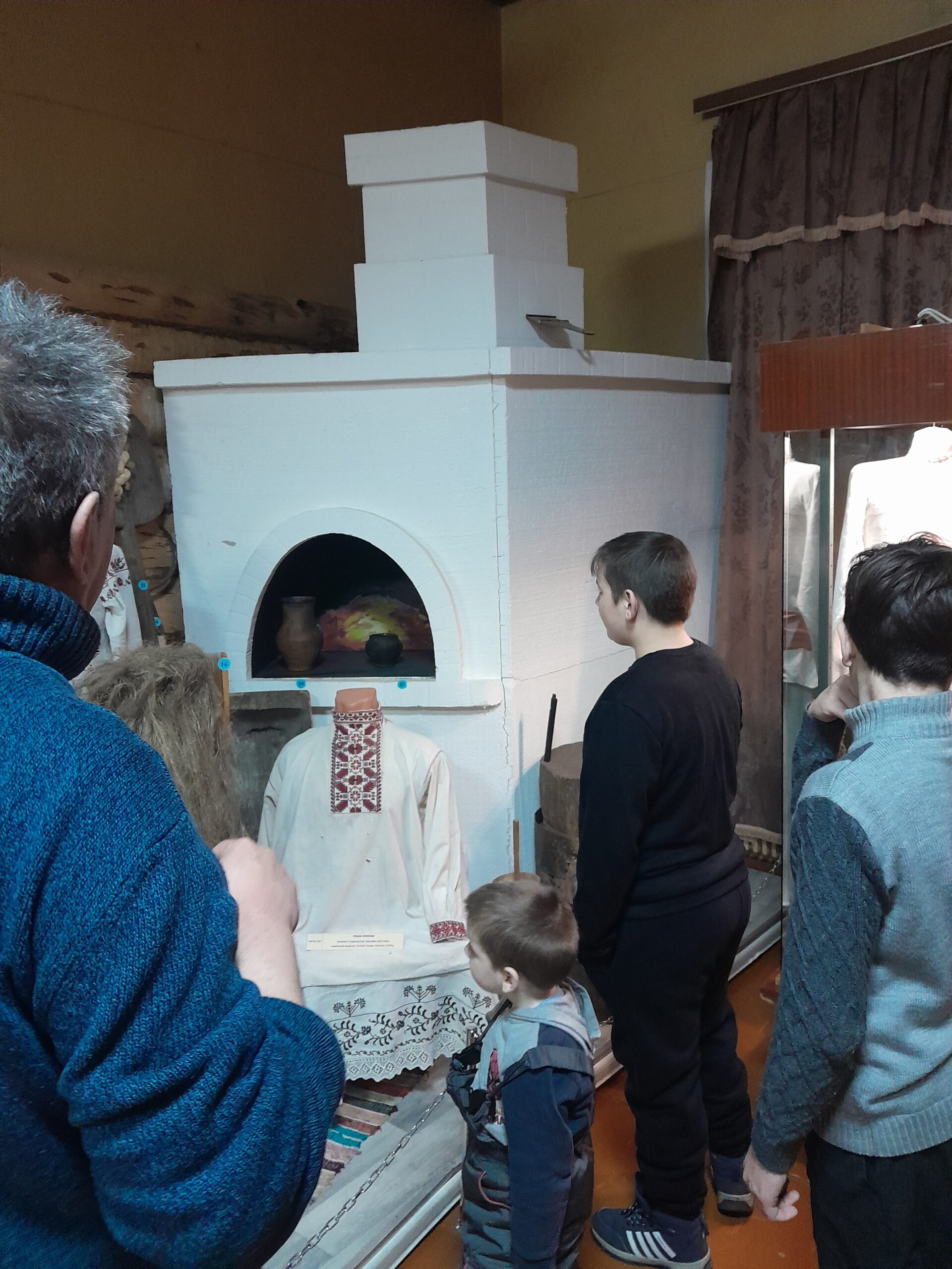 Воспитанники Трубчевского центра соцпомощи семье и детям посетили местный музей