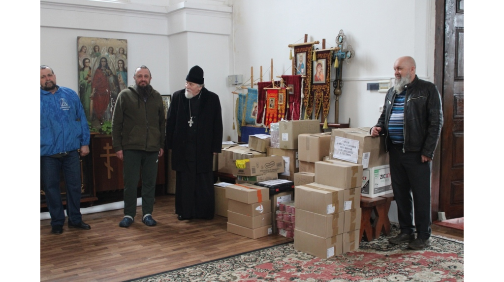 Студенты из брянского Мглина приготовили продуктовые наборы для защитников родины