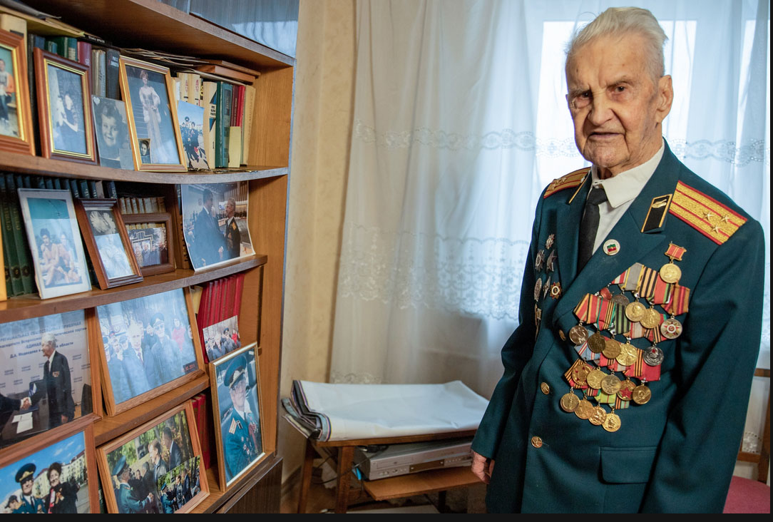 «Думаю, что я счастливый человек». История жизни 100-летнего ветерана