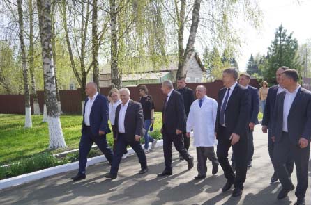 Губернатор Брянщины посетил реабилитационный центр в Юдиново