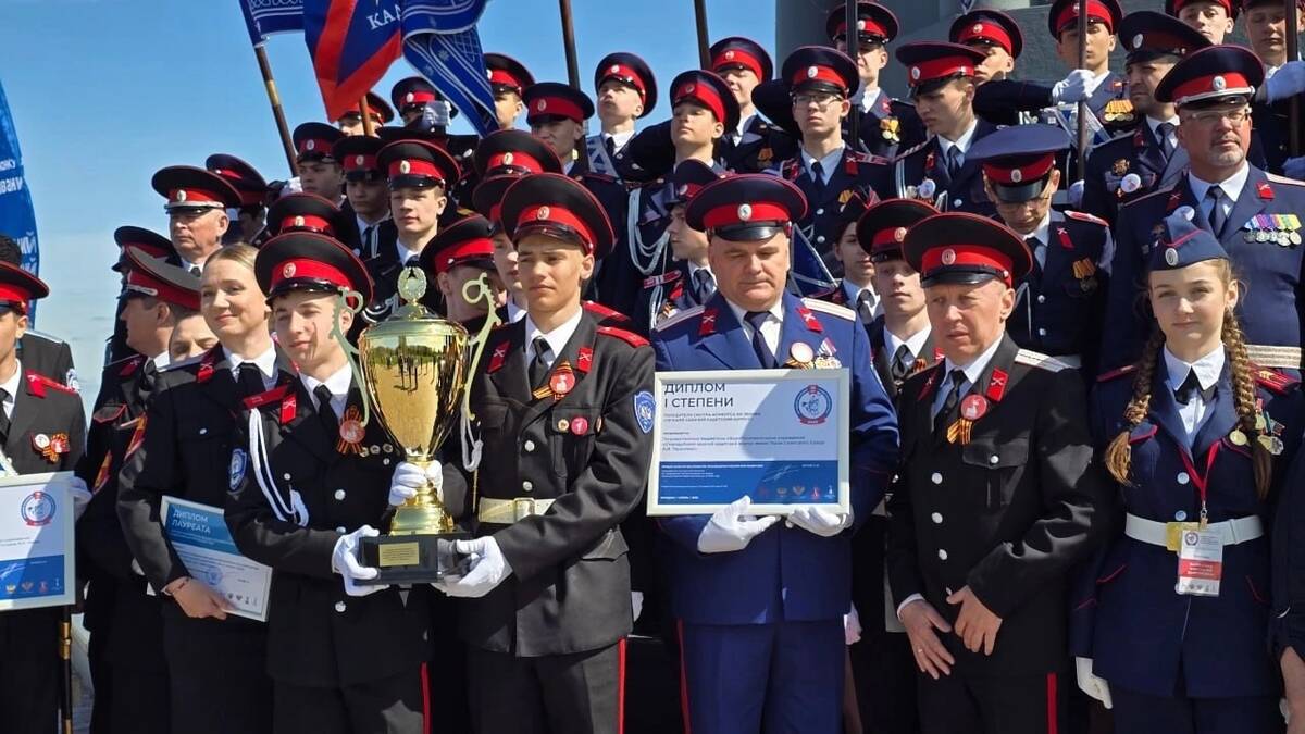 Стародубский казачий кадетский корпус Брянщины  признан лучшим в России