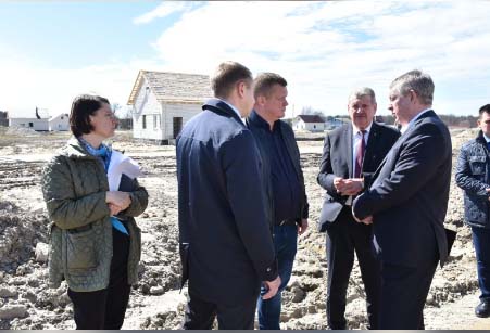 Губернатор Александр Богомаз побывал в Журиничах с рабочим визитом