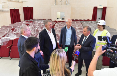 Брянский губернатор Александр Богомаз рассказал о скором открытии обновленной детской школы искусств №10