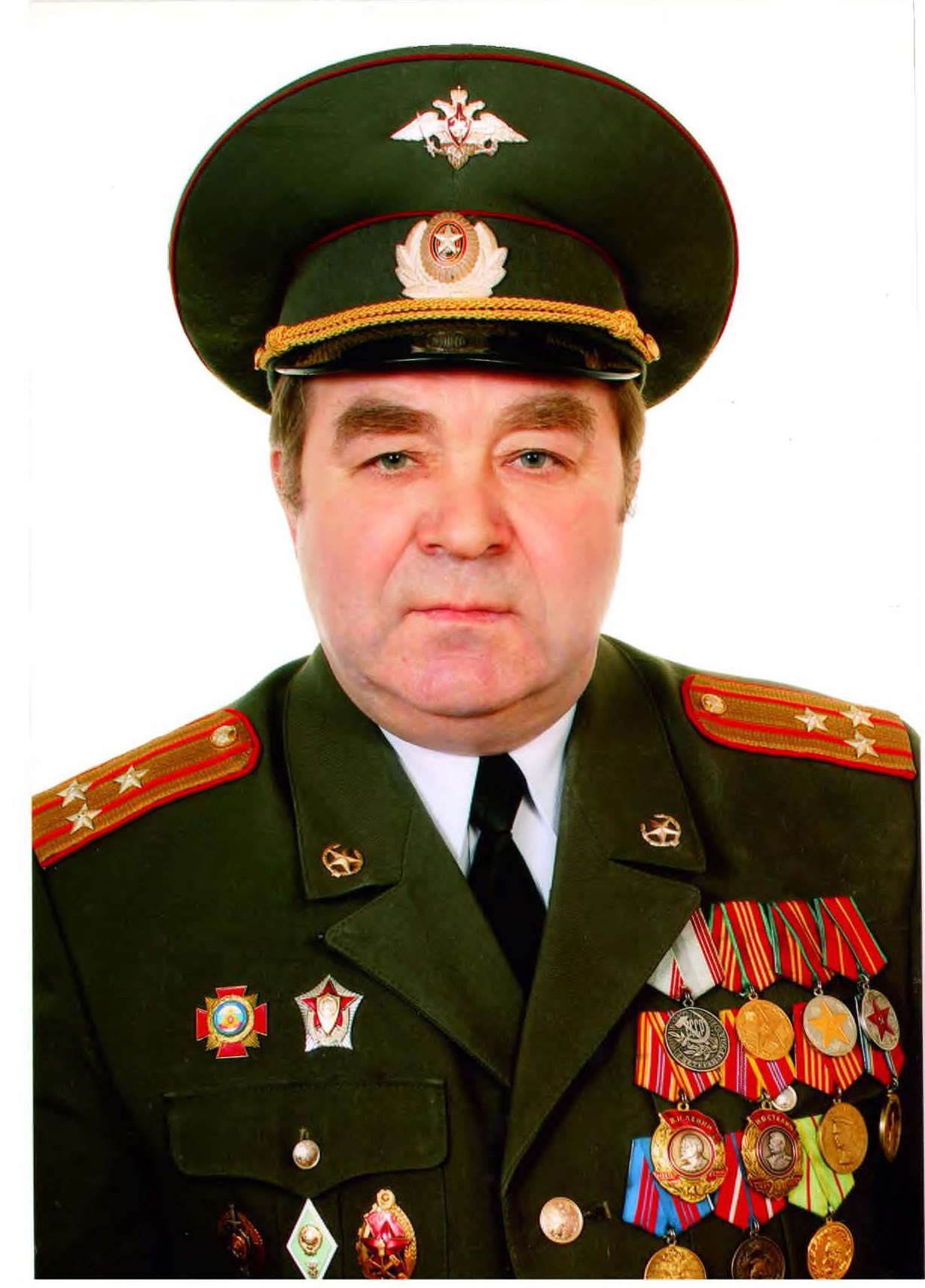 Председатель Трубчевского райсовета ветеранов М. П. Балахонов поделился мнением о ходе СВО