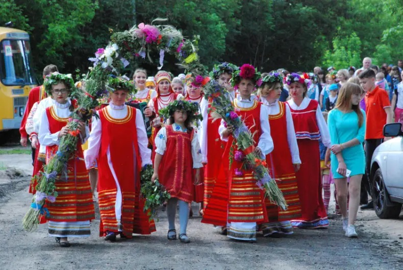 О важности сохранения народных традиций рассказал трубчанин М. Д. Фроленков