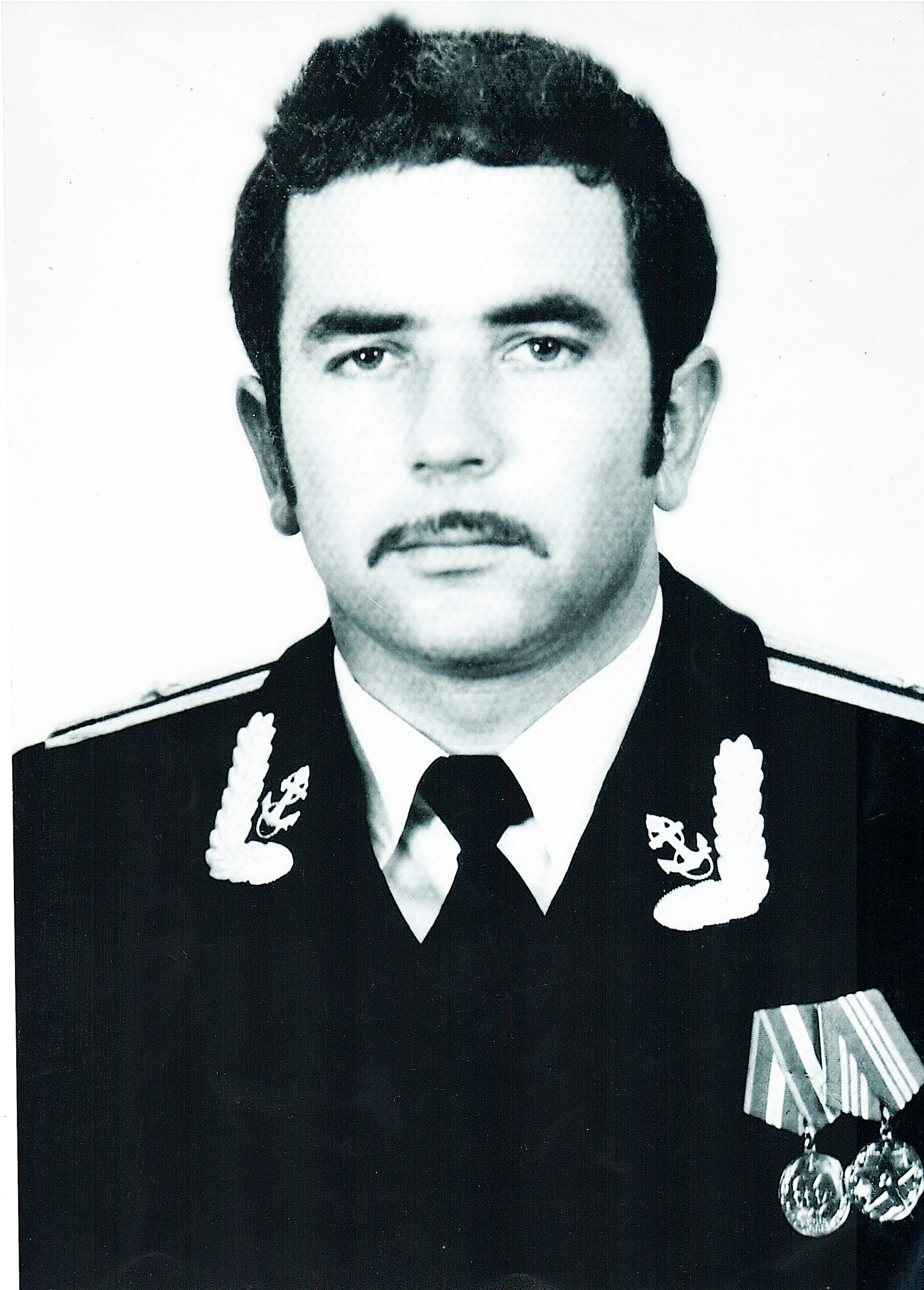 Трубчанам рассказали о судьбе земляка – командира атомной подводной лодки