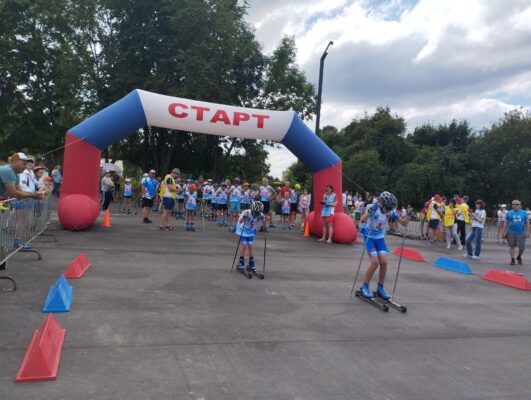 В Новозыбкове Брянской области стартовал турнир по лыжероллерным гонкам