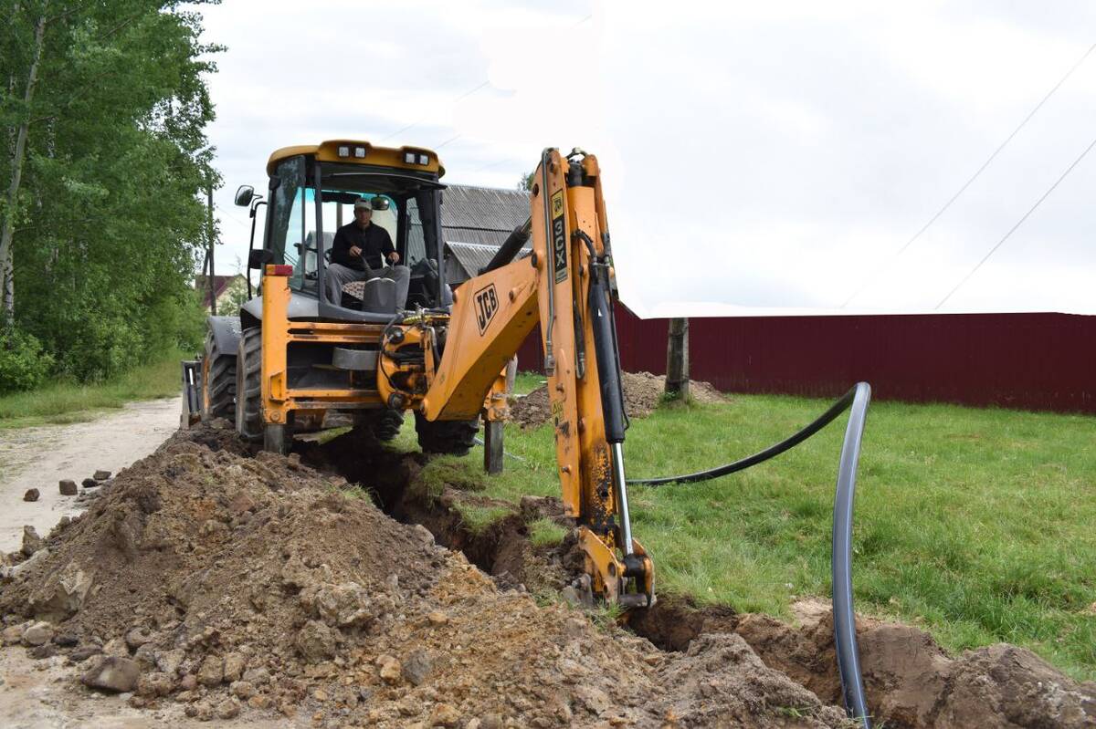 В брянской Клетне идет капремонт водопроводных сетей