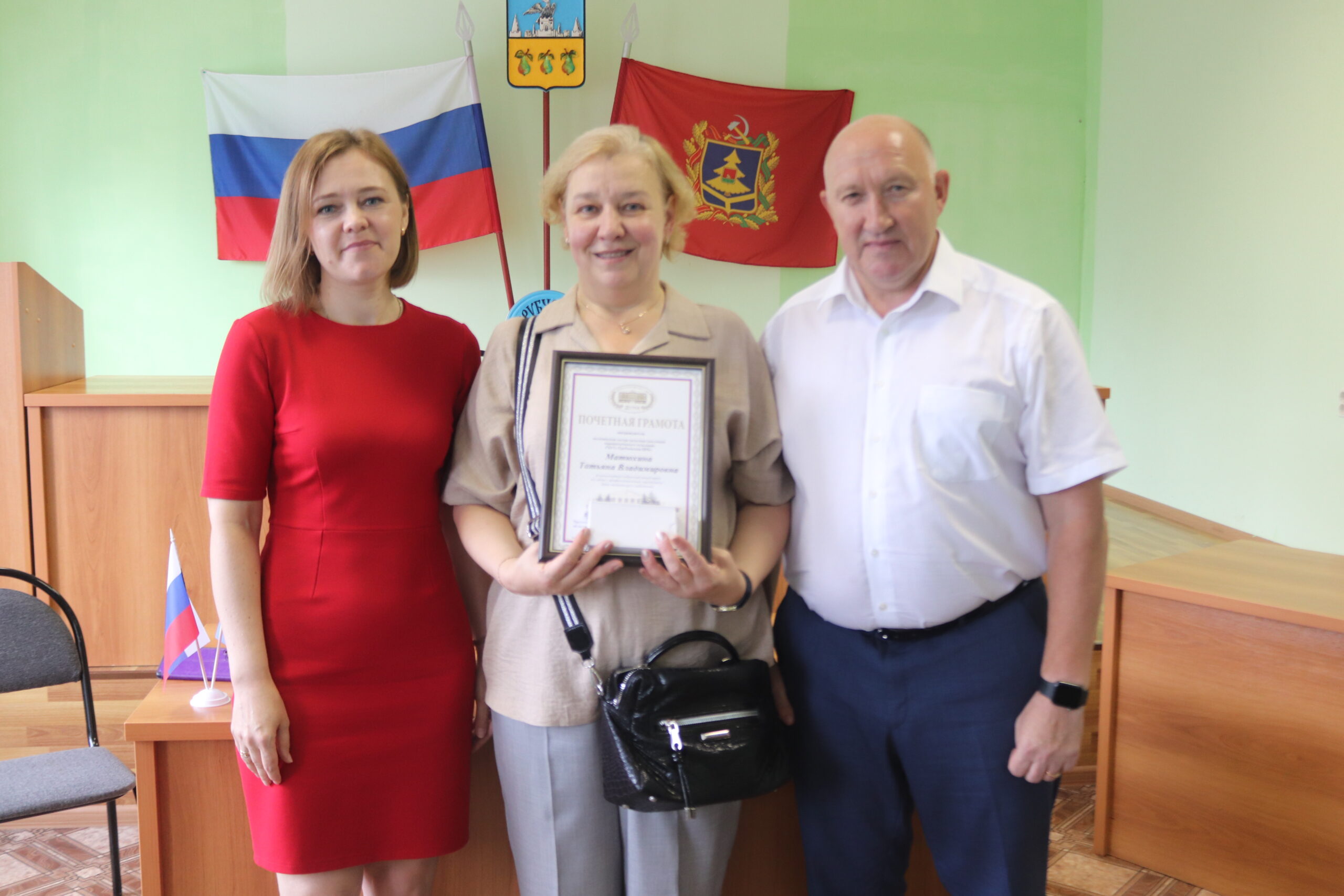 Прием жителей Трубчевского района провел его глава В. В. Евсеев