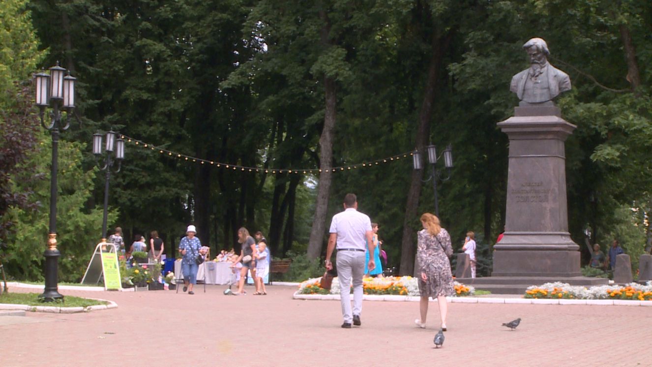 На Брянщине отмечают 208-ю годовщину со дня рождения А. К. Толстого