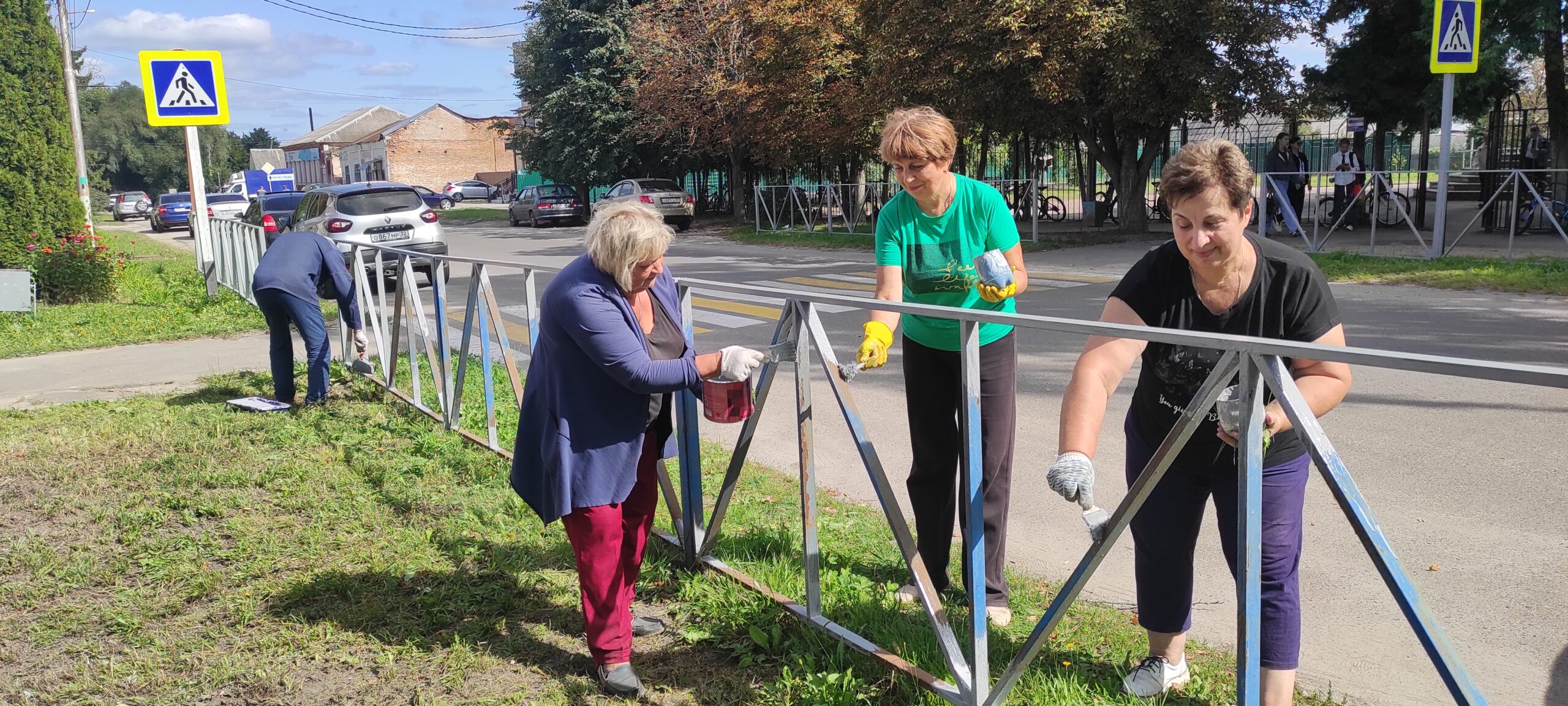 В Трубчевском районе прошел общеобластной субботник
