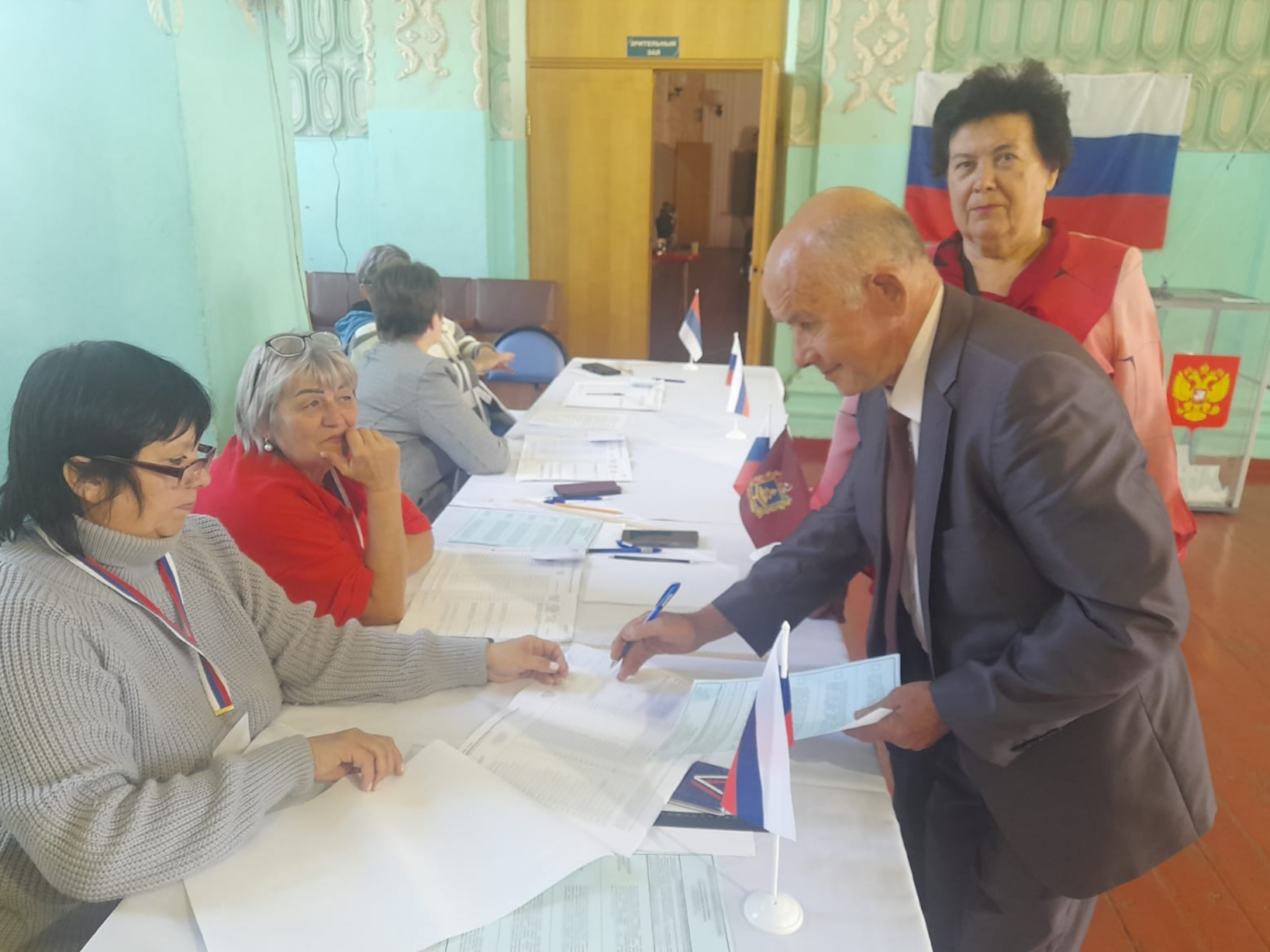 Заслуженный врач Брянской области из трубчевской Белой Березки считает невозможным пропустить выборы губернатора