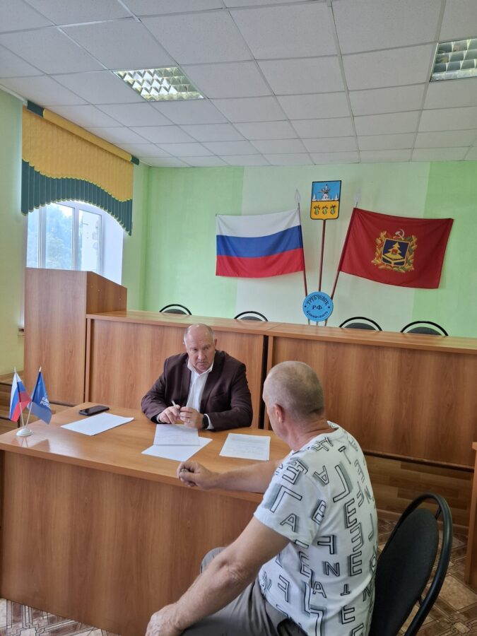 В Трубчевске стартовала неделя приёмов по правовым вопросам