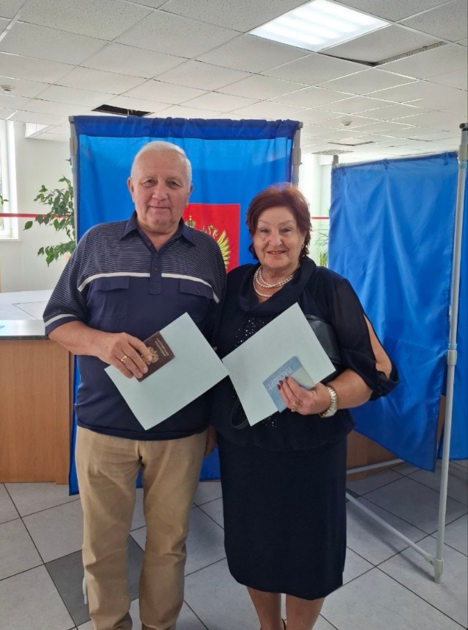 Трубчевская семья Данченко всегда участвует в голосовании на выборах