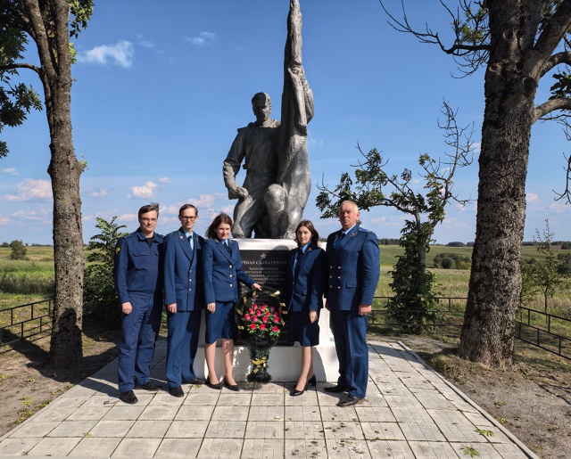Почтили память воинов и партизан, погибших на трубчевской земле в боях с немецко-фашистскими захватчиками