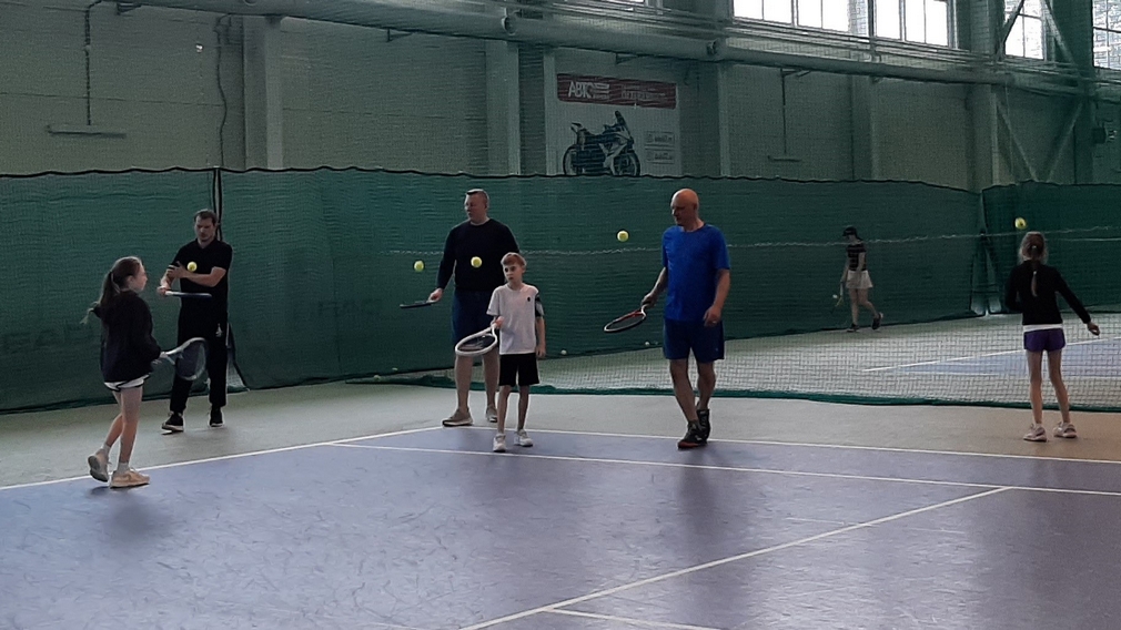 Дню отца был посвящен спортивный праздник