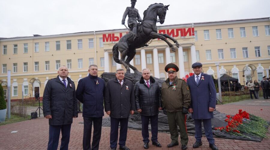 Александр Богомаз принял участие в открытии памятника К. К. Рокоссовскому в Гомеле