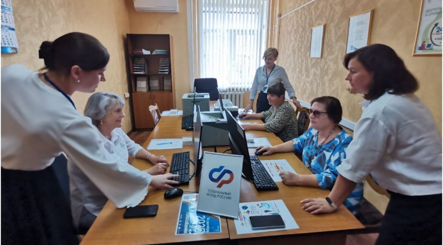 Брянские Центры общения пенсионеров посетили свыше 20 тысяч человек