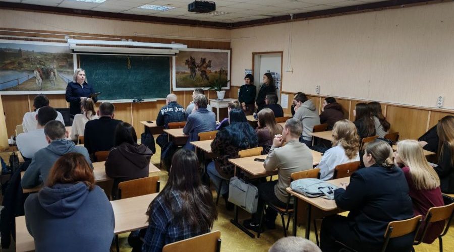 В трубчевском Центре занятости населения прошла профориентационная встреча