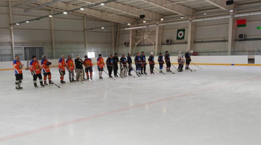 В брянском Дятьково провели хоккейный турнир, посвященный Дню защитника Отечества