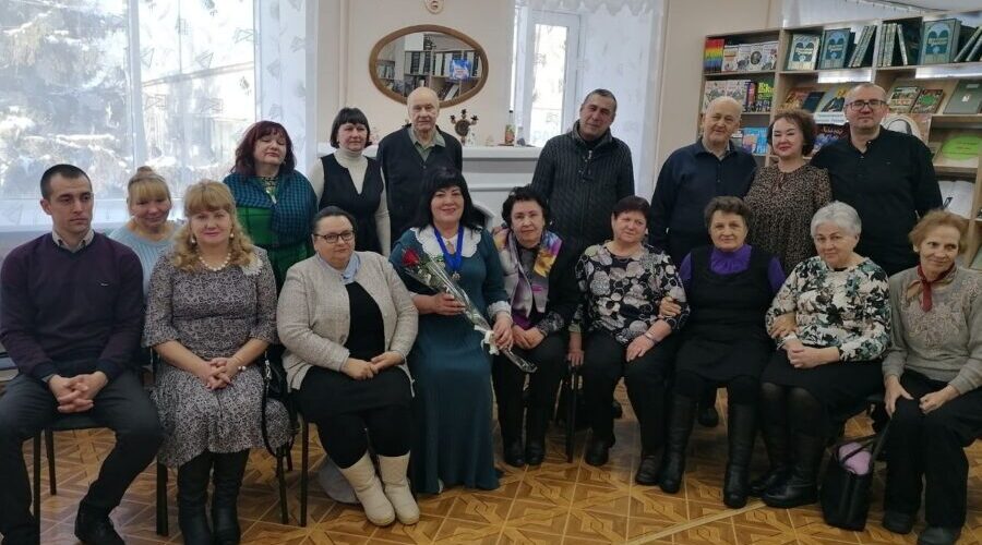 В Трубчевской районной библиотеке прошло заседание клуба «Боян»