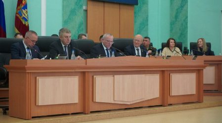 Депутаты Брянской областной Думы увеличили единовременную выплату контрактникам до 1 млн. рублей