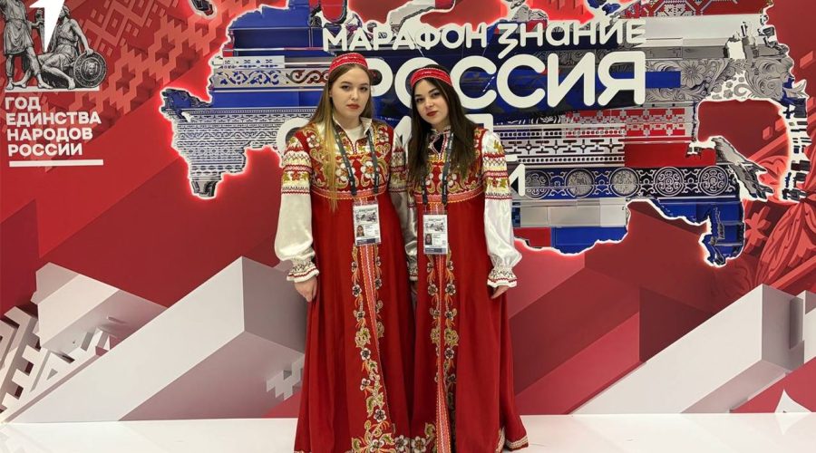 Трубчевские студенты побывали в Москве на открытии Года единства народов России