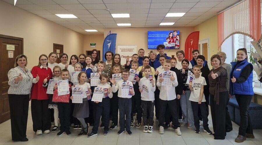 В Городецкой школе Трубчевского района прошел фестиваль «Радуга Культур: Моя Россия – Моя семья»