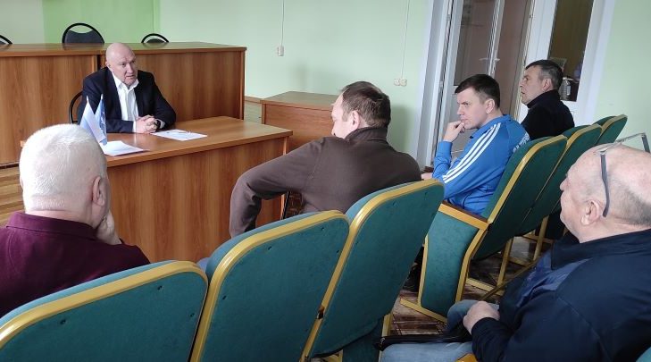 Прием жителей Трубчевского района провел его глава В. В. Евсеев