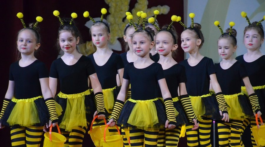 В Трубчевске прошел праздничный концерт, посвященный Международному женскому дню