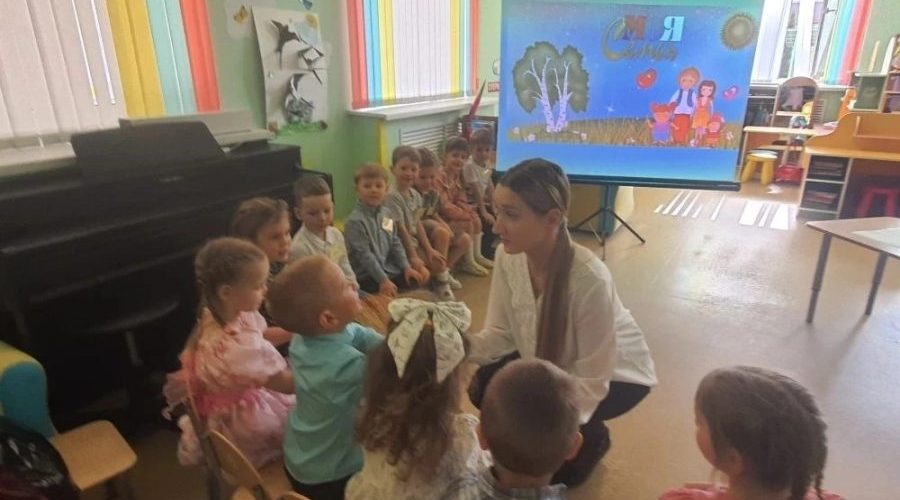 Трубчевский воспитатель участвовала в областном семинаре