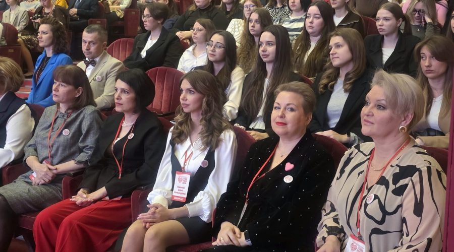 Педагог Пушкинской школы Трубчевска участвует в областном конкурсе  «Сердце отдаю детям»