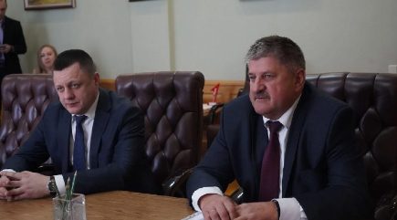 Губернатор Брянщины провел рабочую встречу с руководителями предприятий Республики Беларусь