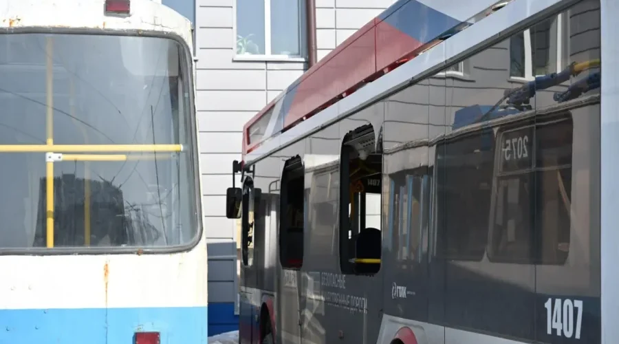 Пассажиров в Брянске уберег водитель троллейбуса №14