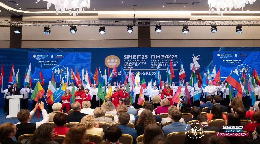 Жители Брянщины активно присоединяются к конкурсу «Моя страна – моя Россия»